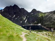 93 Lago e diga del Diavolo col Monte Aga